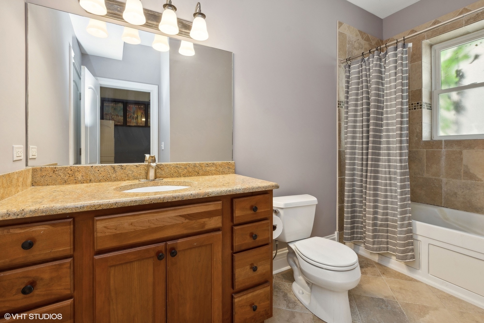 4920 North Ridgeway Avenue, Unit 3 Chicago, IL 60625 - Photo 18 of 24 Gallery Image 18
