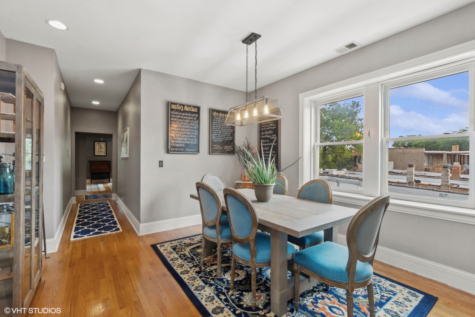 4920 North Ridgeway Avenue, Unit 3 Chicago, IL 60625 - Photo 9 of 24 Gallery Image 9