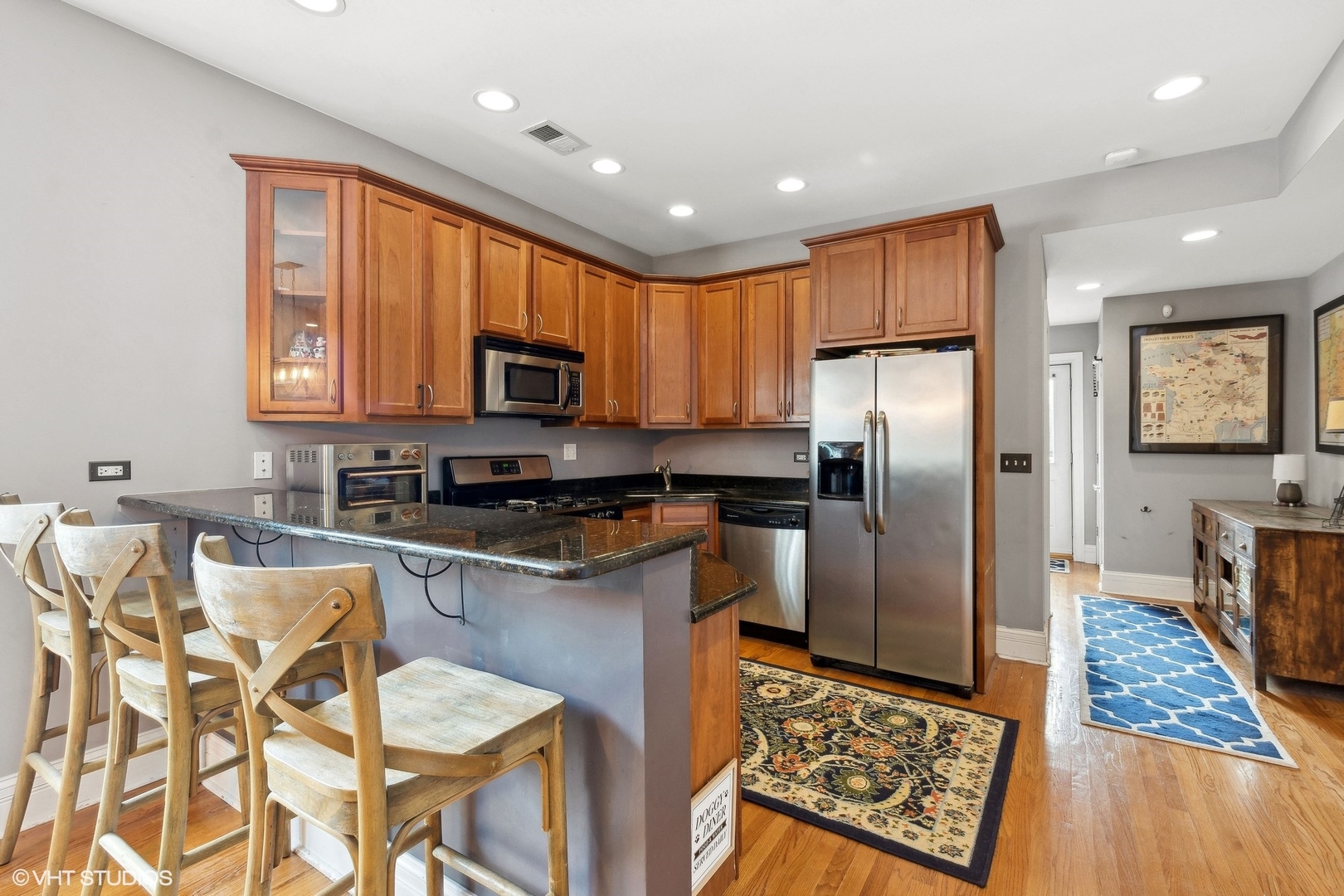 4920 North Ridgeway Avenue, Unit 3 Chicago, IL 60625 - Photo 10 of 24 Gallery Image 10