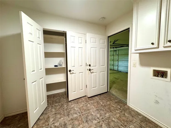 a view of a storage & utility room