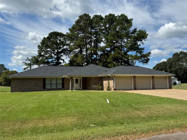 $340,000 | 20 Shallow Springs, Trinity, TX 75862