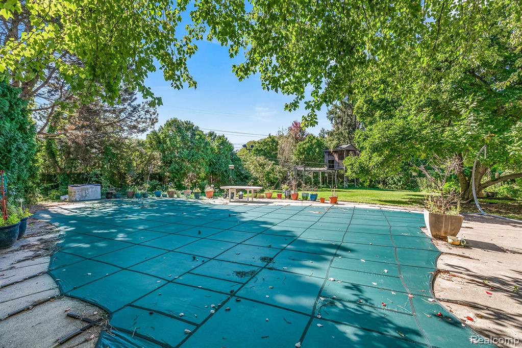 125 Stephens Road Grosse Pointe Farms, MI 48236 - Photo 43 of 50