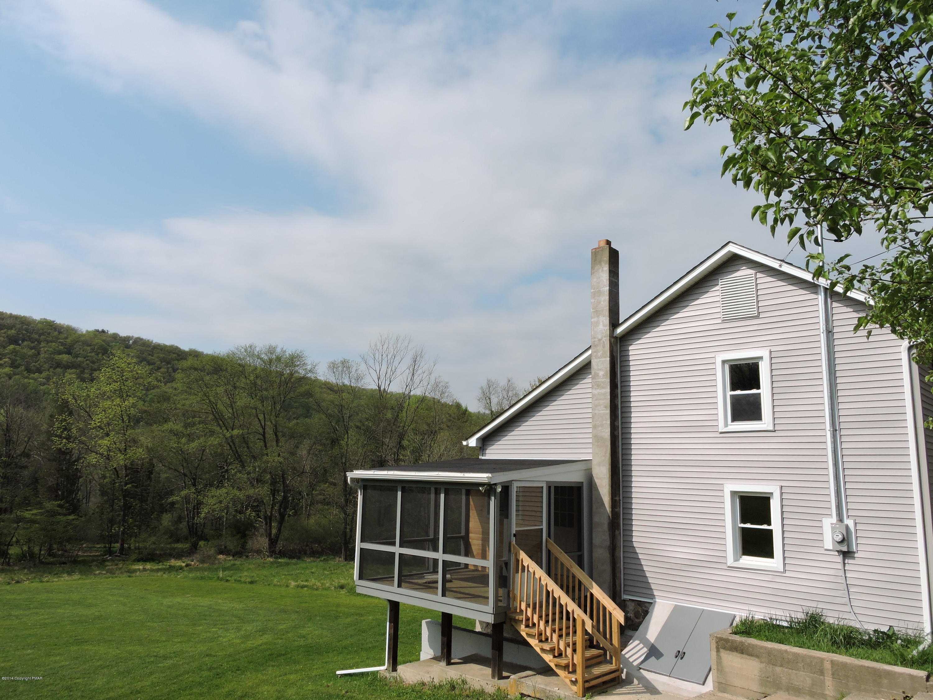 1 Lower Cherry Valley Road Stroudsburg, PA 18360 - Photo 2 of 33 Alternate Side View