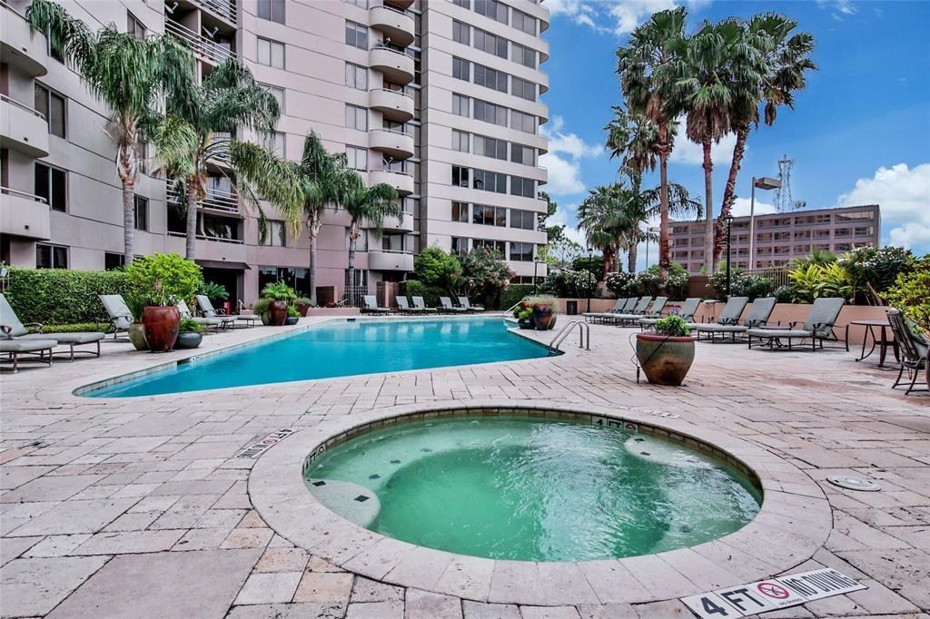 3525 Sage Road, Unit 411 Houston, TX 77056 - Photo 5 of 20