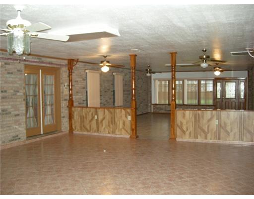105 Modern Farms Road Waggaman, LA 70094 - Photo 3 of 13
