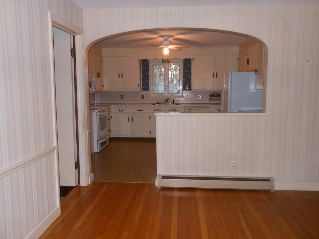 85 Overlook Drive Springfield, MA 01118 - Photo 6 of 22 Gallery Image 6