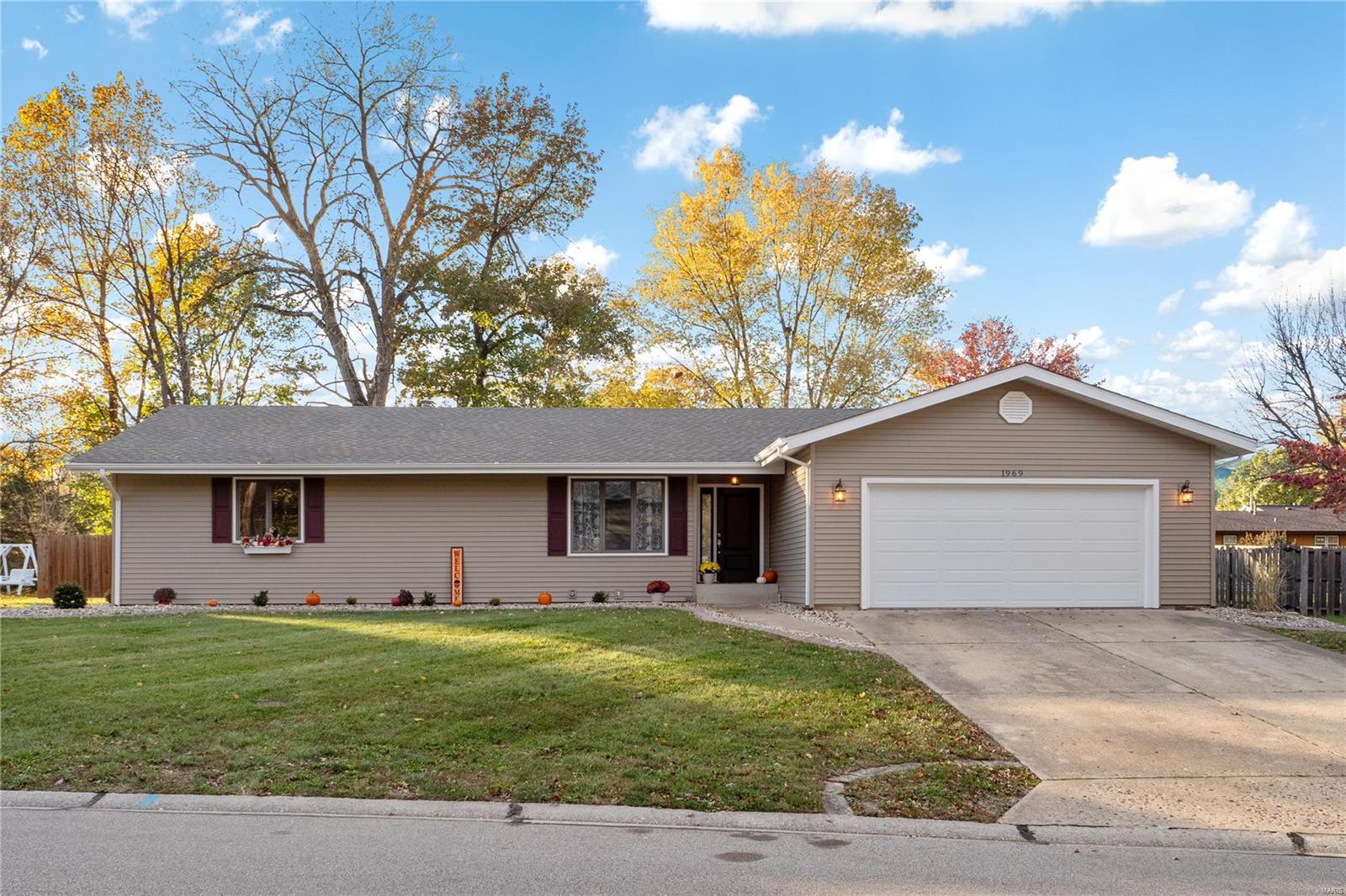 1969 Banyan Tree Road Collinsville, IL 62234 - Photo 37 of 38 Gallery Image 37