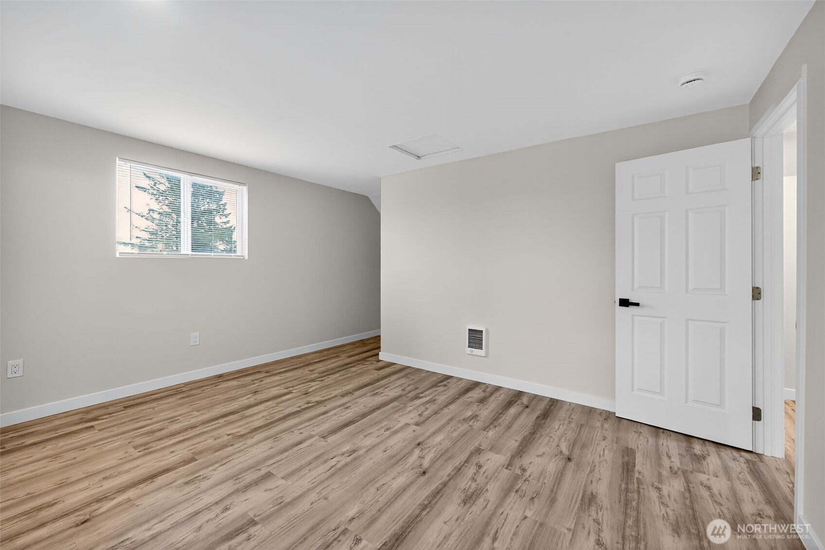 1131 West Cushing Street Aberdeen, WA 98520 - Photo 12 of 30