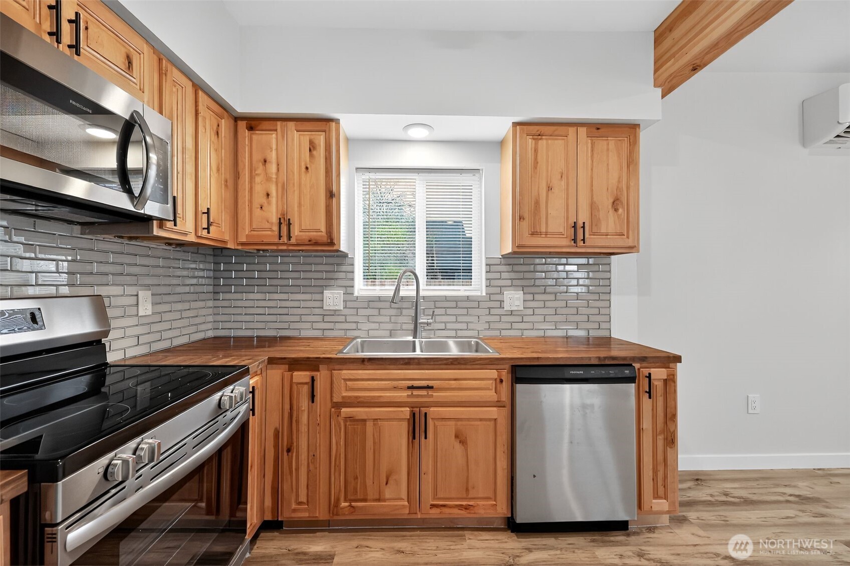 1131 West Cushing Street Aberdeen, WA 98520 - Photo 17 of 30