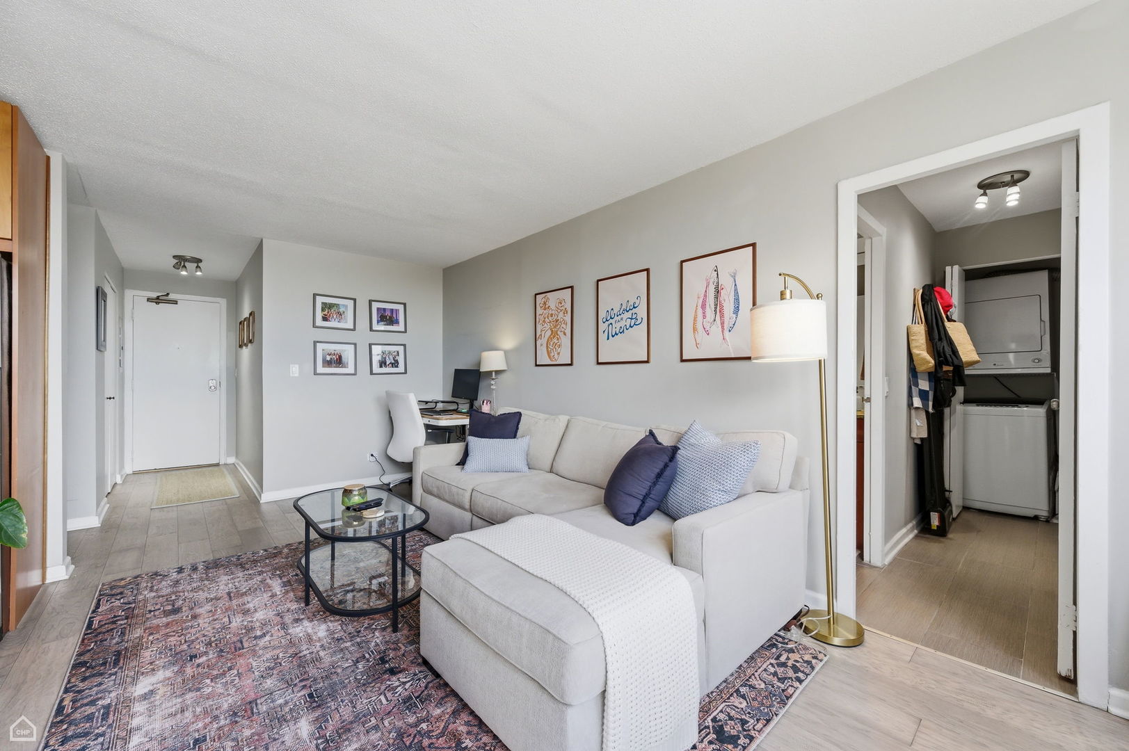 3033 North Sheridan Road, Unit 1609 Chicago, IL 60657 - Photo 3 of 12