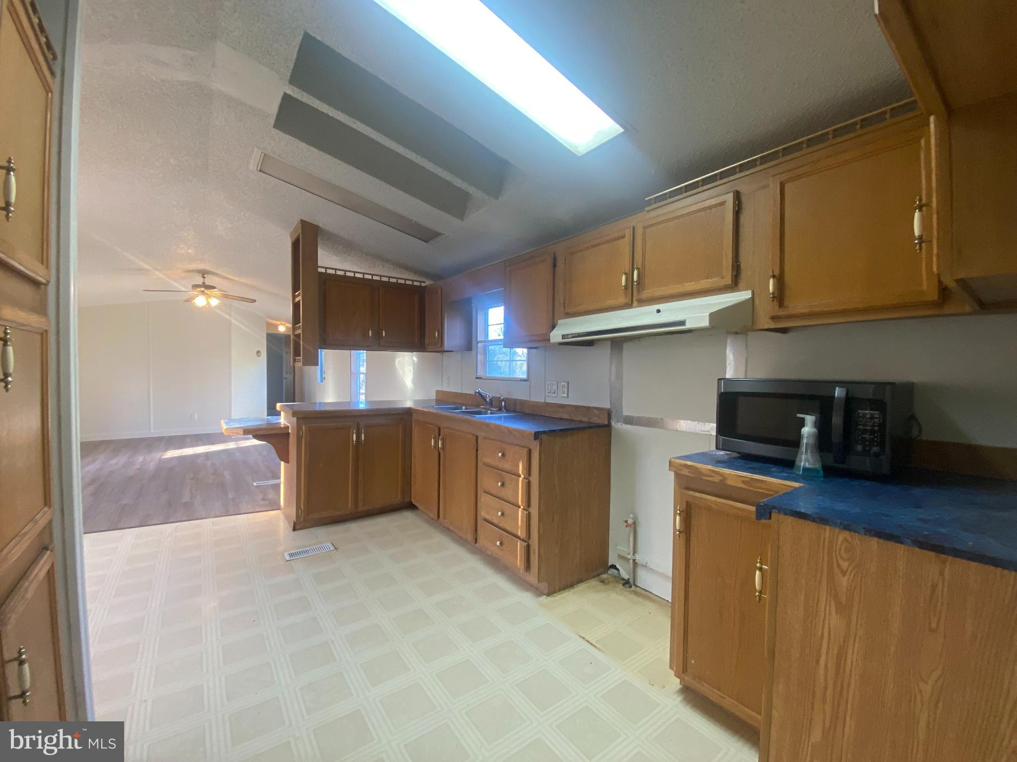 653 Baumgardner Road Lancaster, PA 17603 - Photo 11 of 14