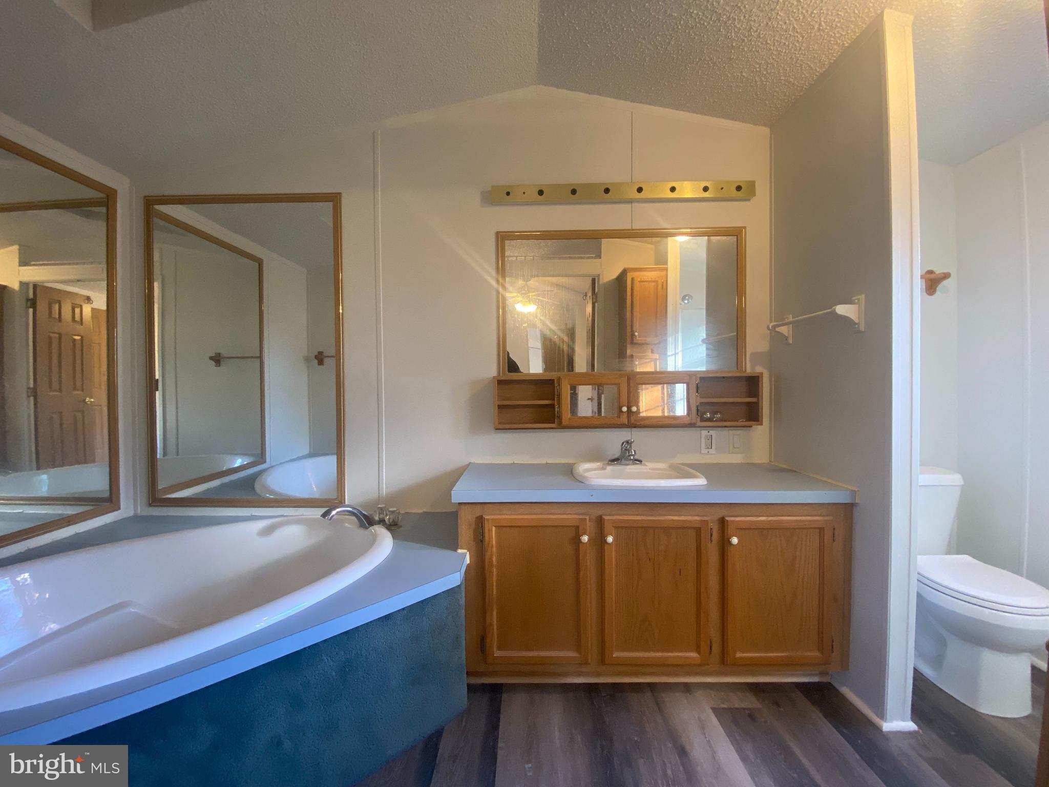 653 Baumgardner Road Lancaster, PA 17603 - Photo 9 of 14