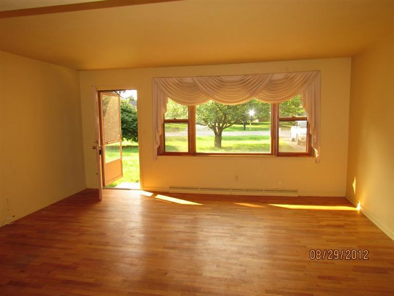 641 Manitou Road St. Joseph, MI 49085 - Photo 3 of 11 Additional Photo
