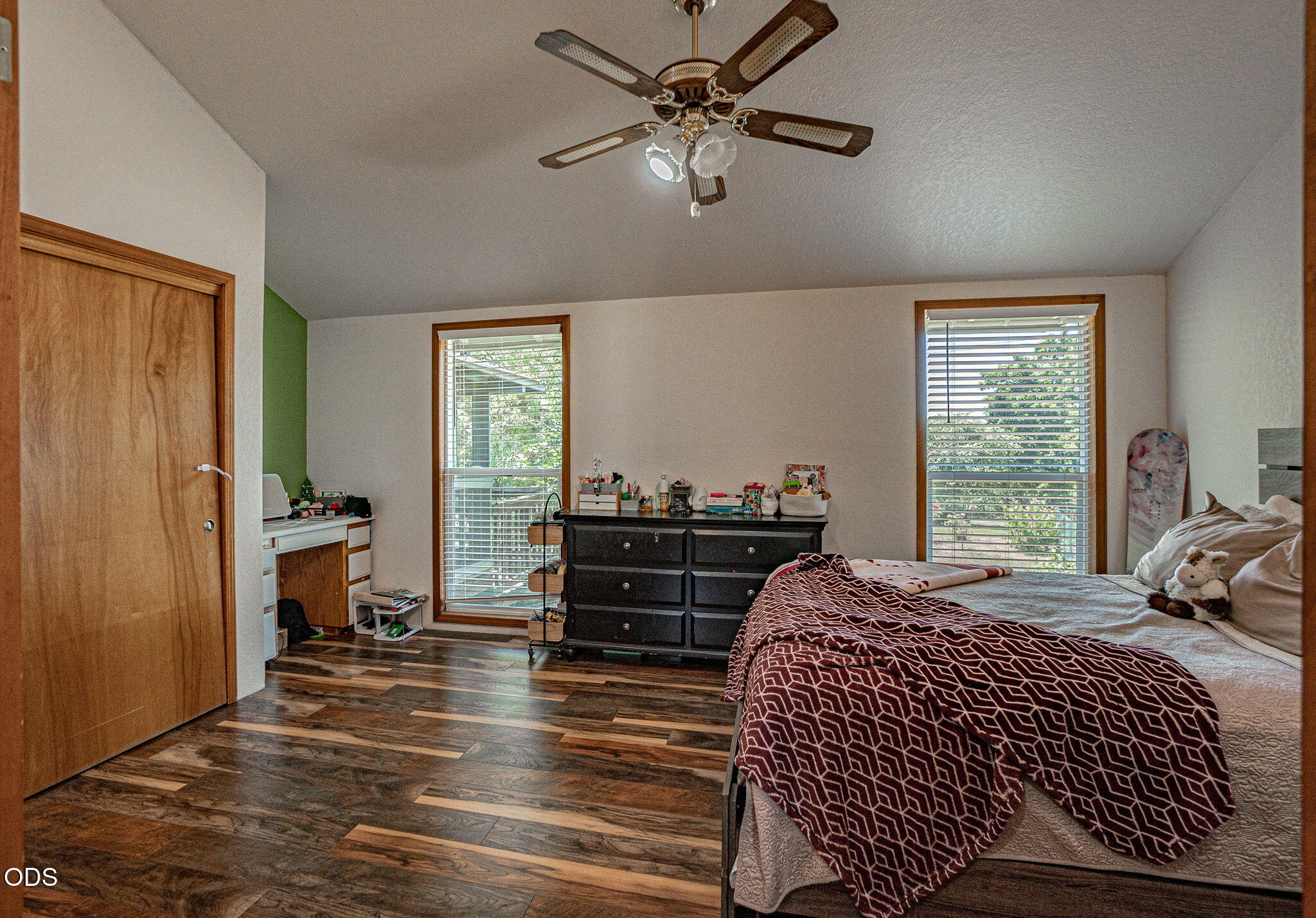 5247 Dobrot Way Central Point, OR 97502 - Photo 21 of 34