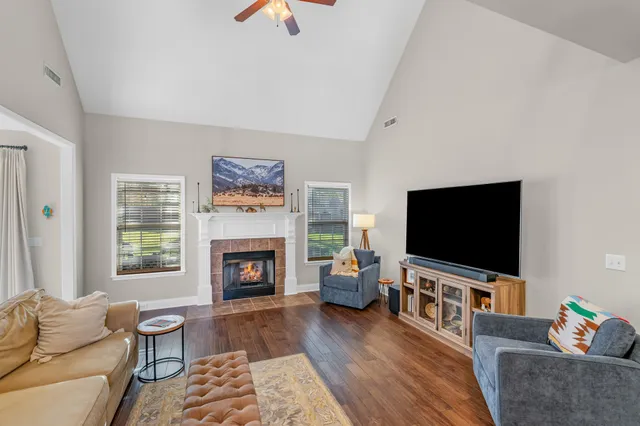 $564,900 | 1626 Neutrino Drive, Murfreesboro, TN 37129