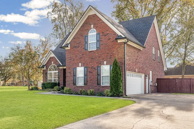 $564,900 | 1626 Neutrino Drive, Murfreesboro, TN 37129