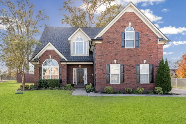 $564,900 | 1626 Neutrino Drive, Murfreesboro, TN 37129