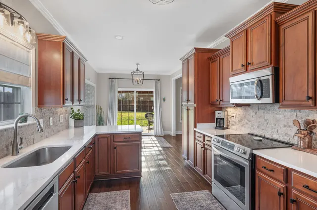 $564,900 | 1626 Neutrino Drive, Murfreesboro, TN 37129