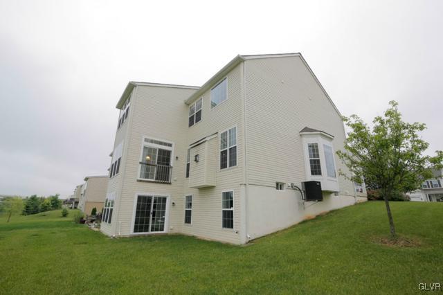 8605 Cascade Road Breinigsville, PA 18031 - Photo 4 of 47 Gallery Image 4