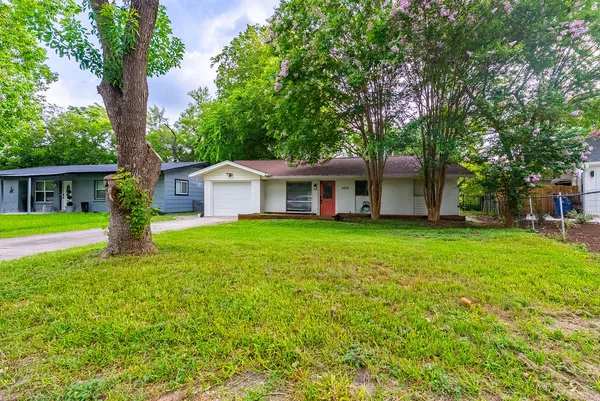 $1,950 | 6505 Pevensey Drive, Austin, TX 78745