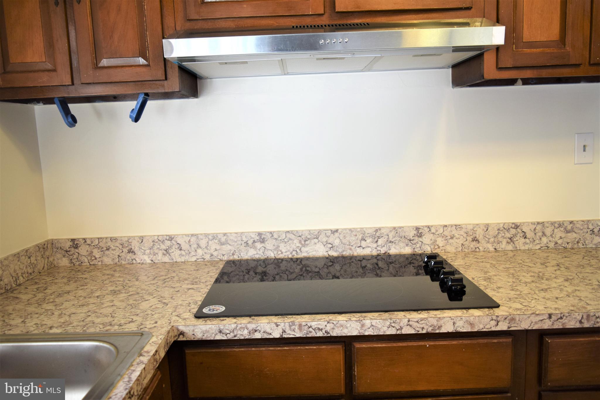 2812 Hewitt Avenue Silver Spring, MD 20906 - Photo 14 of 45 Kitchen