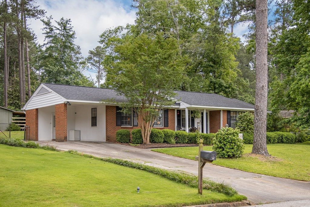 2912 Mayfair Road Augusta, GA 30909 - Photo 3 of 30 Gallery Image 3