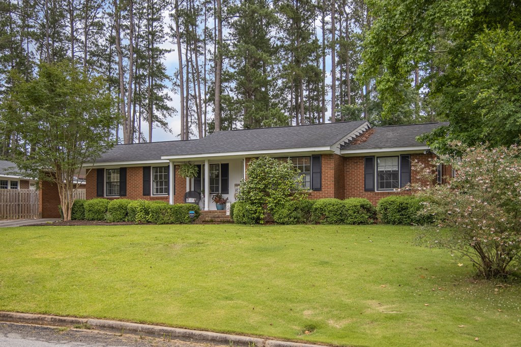 2912 Mayfair Road Augusta, GA 30909 - Photo 4 of 30 Gallery Image 4