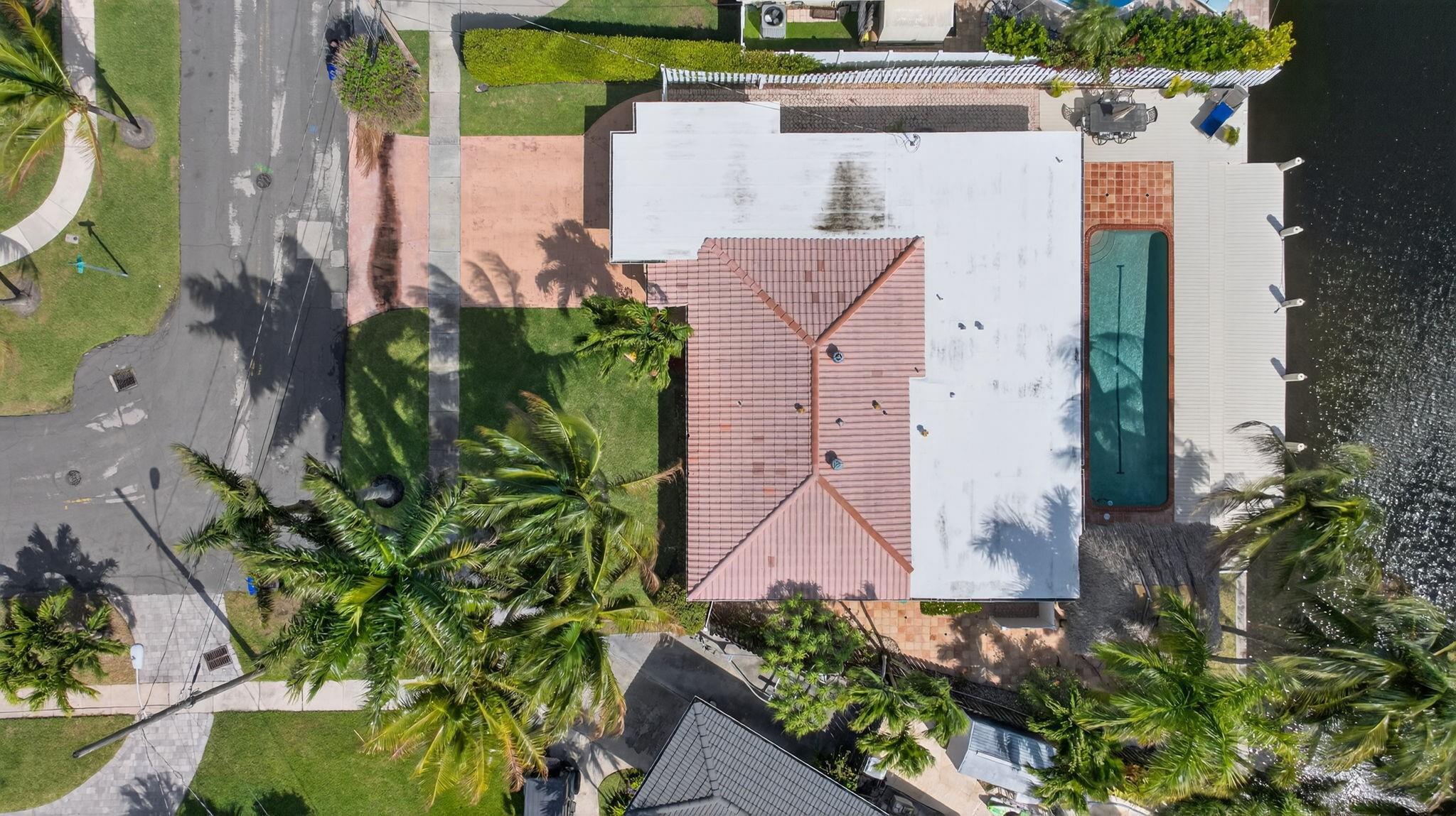 900 Southeast 3rd Terrace Pompano Beach, FL 33060 - Photo 30 of 34 Photo 35