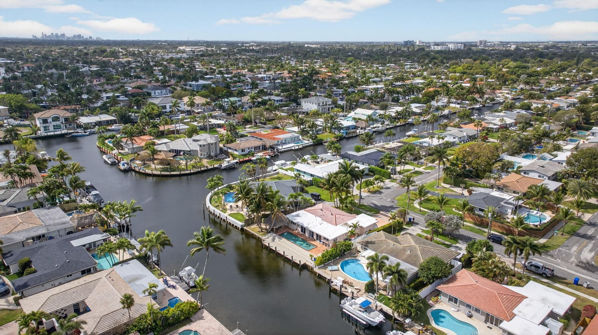 900 Southeast 3rd Terrace Pompano Beach, FL 33060 - Photo 31 of 34 Photo 36