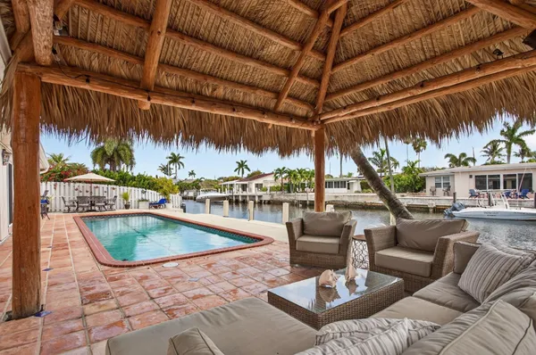 $1,150,000 | 900 Southeast 3rd Terrace, Pompano Beach, FL 33060