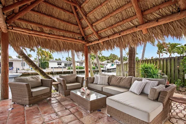 $1,150,000 | 900 Southeast 3rd Terrace, Pompano Beach, FL 33060