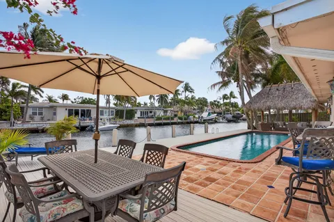 $1,200,000 | 900 Southeast 3rd Terrace, Pompano Beach, FL 33060