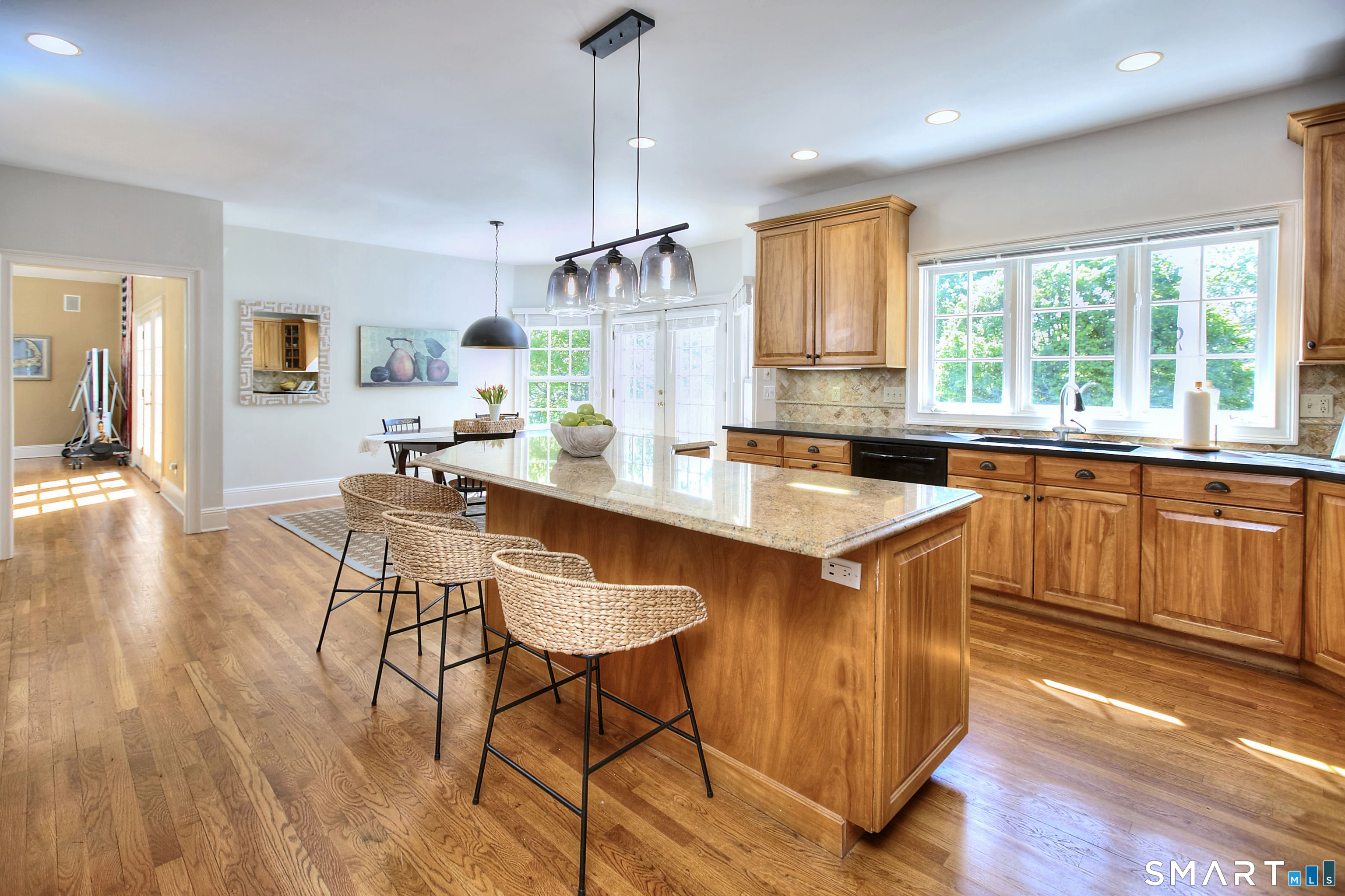 118 Nursery Road Ridgefield, CT 06877 - Photo 6 of 40