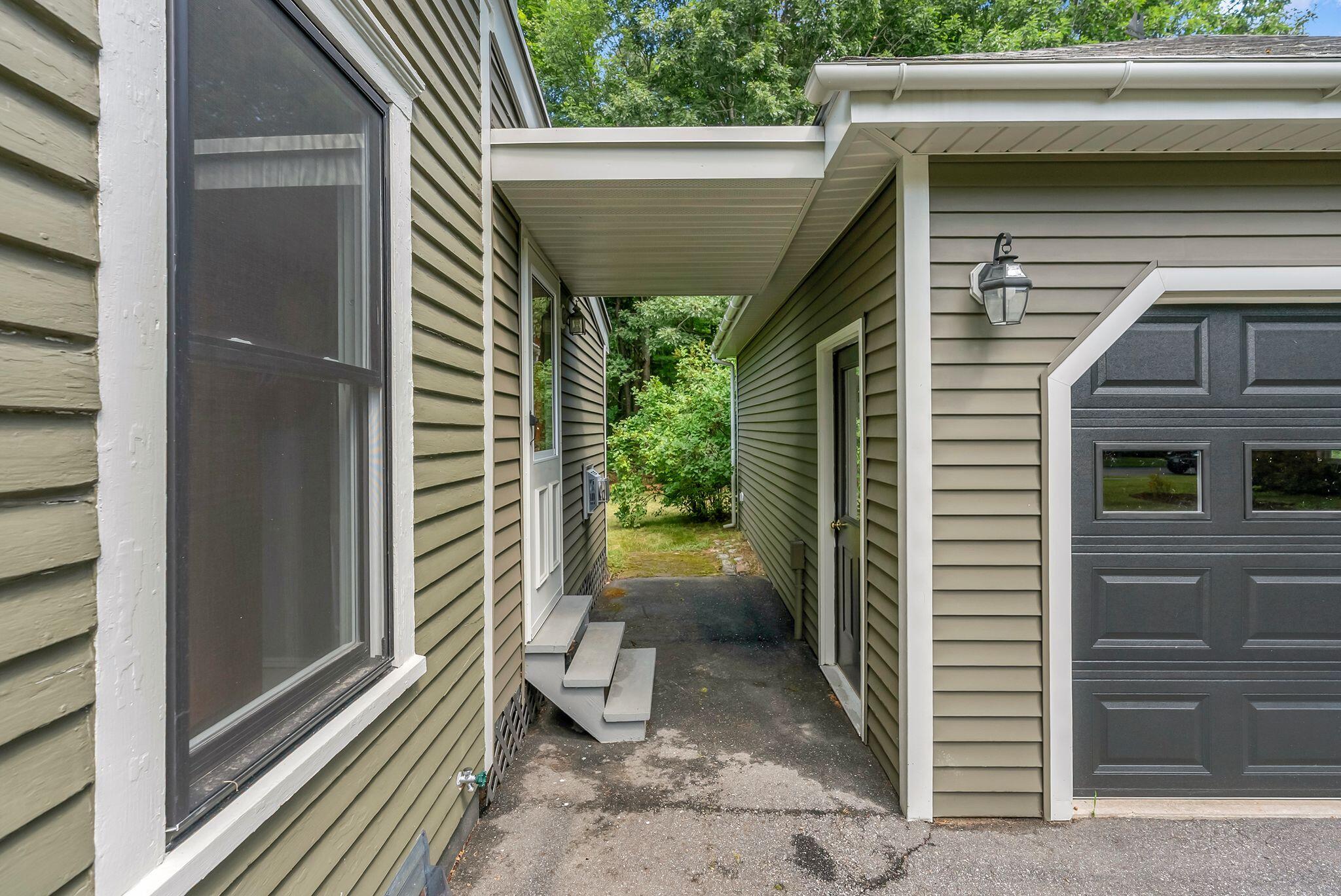 35 Longfellow Avenue Brunswick, ME 04011 - Photo 47 of 66 35 Longfellow 5_DSC00059