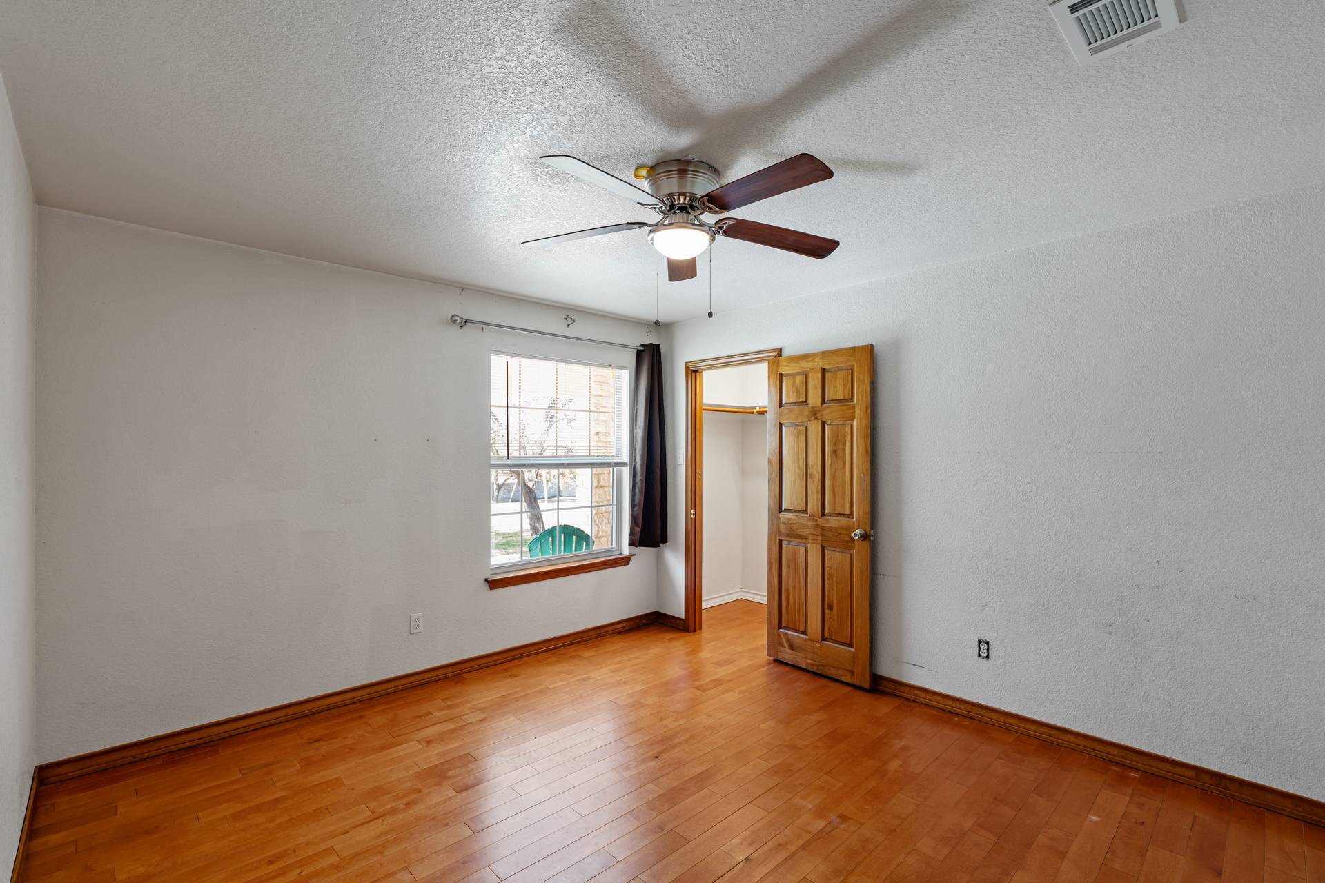 101 Oak Ridge Circle Georgetown, TX 78628 - Photo 26 of 35
