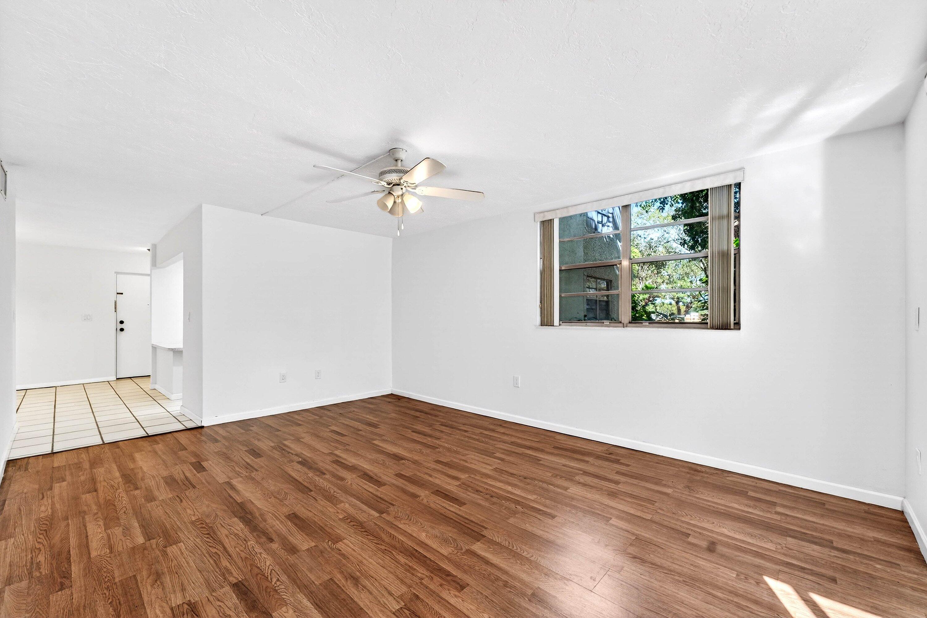 1681 Northwest 70th Avenue, Unit 102 Plantation, FL 33313 - Photo 14 of 37 019-1681Northwest70thAvenue-102-Plantati