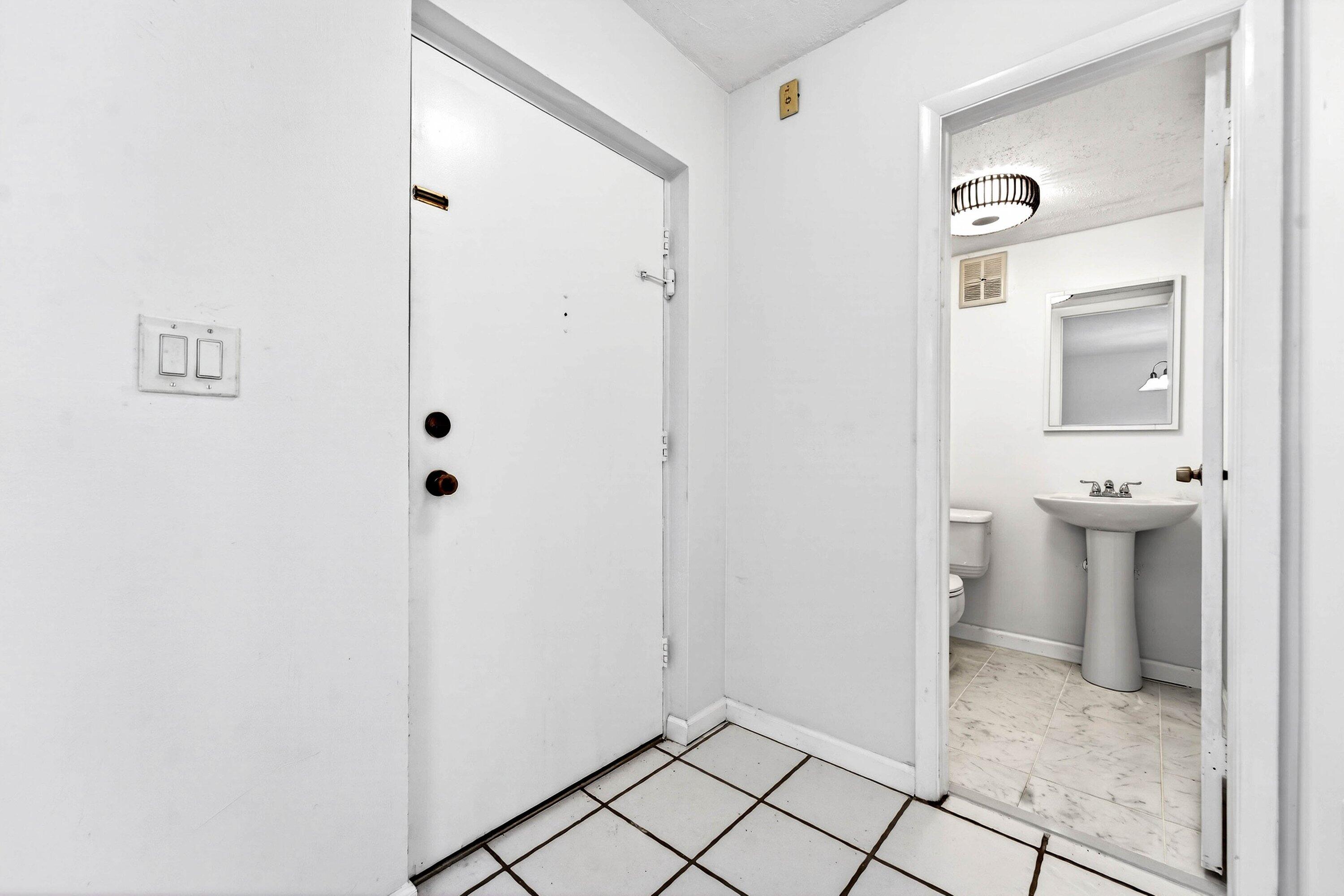 1681 Northwest 70th Avenue, Unit 102 Plantation, FL 33313 - Photo 3 of 37 010-1681Northwest70thAvenue-102-Plantati