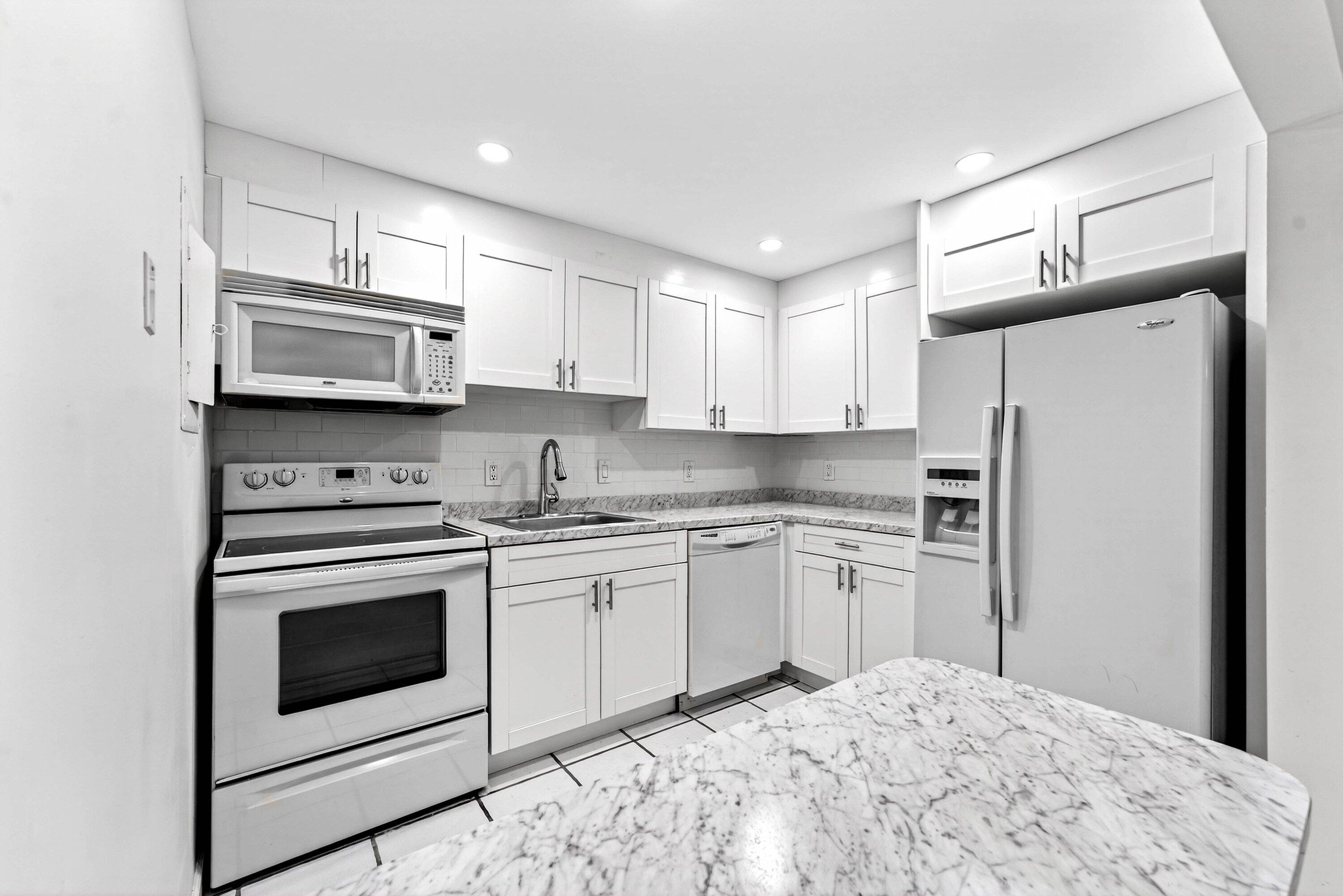 1681 Northwest 70th Avenue, Unit 102 Plantation, FL 33313 - Photo 6 of 37 012-1681Northwest70thAvenue-102-Plantati