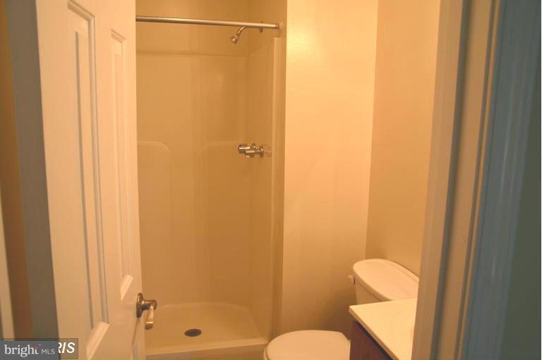14471 Snake Castle Road Sumerduck, VA 22742 - Photo 11 of 11 Bath