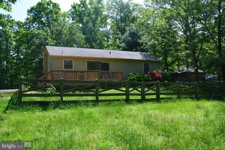 14471 Snake Castle Road Sumerduck, VA 22742 - Photo 5 of 11 Exterior (Rear)
