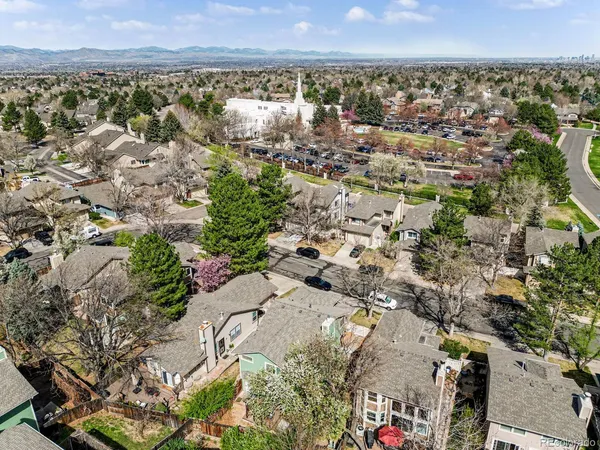 an aerial view of multiple house