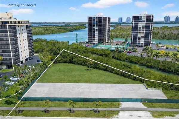 $4,495,000 | 26201 Hickory Boulevard, Bonita Springs, FL 34134