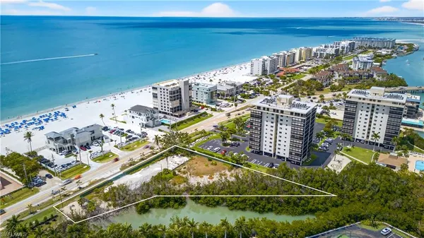 $4,495,000 | 26201 Hickory Boulevard, Bonita Springs, FL 34134
