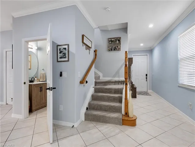 a view of entryway and hall