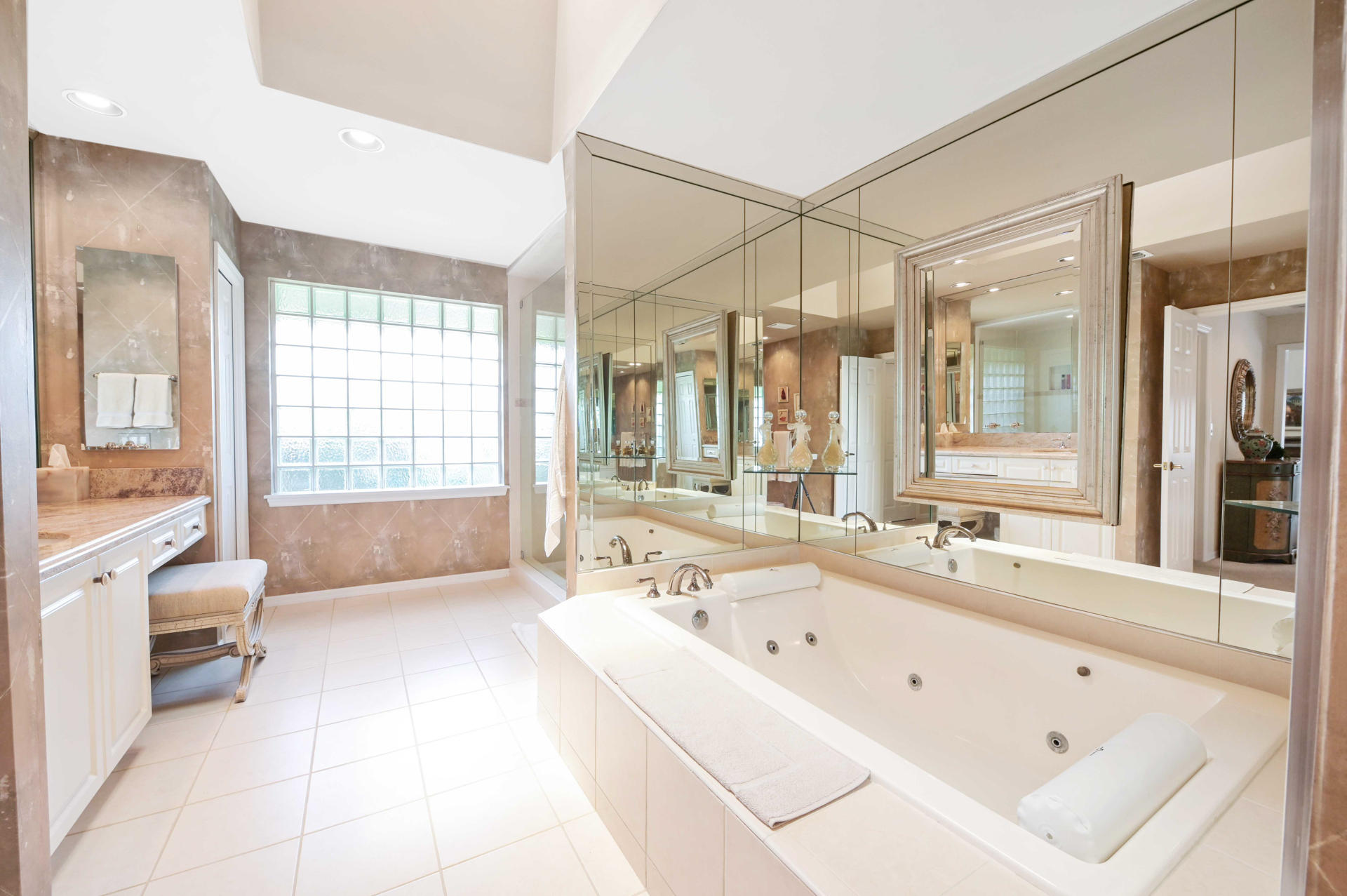 4832 Chamal Circle Boca Raton, FL 33487 - Photo 35 of 63 BAth Room 5