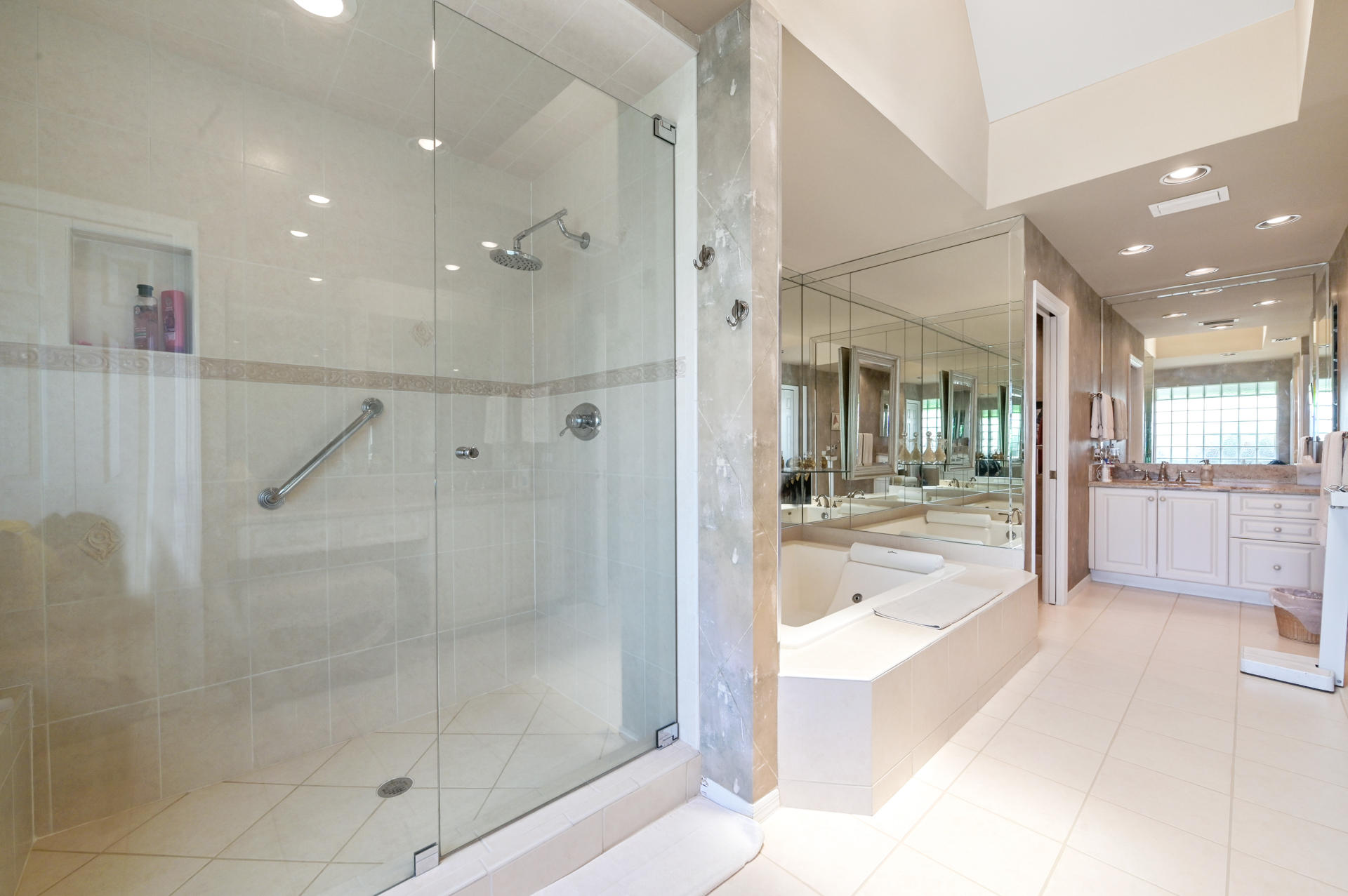 4832 Chamal Circle Boca Raton, FL 33487 - Photo 36 of 63 BAth Room 6