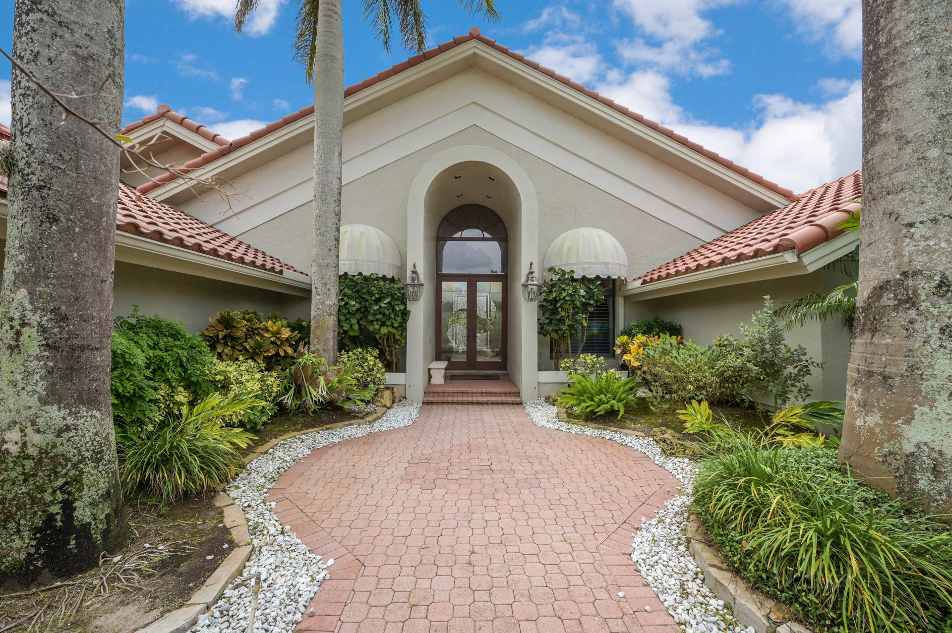 4832 Chamal Circle Boca Raton, FL 33487 - Photo 6 of 63 Front 04