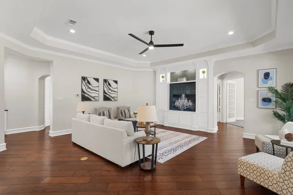 $1,795,000 | 11302 Lake Forest Drive, Conroe, TX 77384