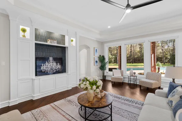 $1,795,000 | 11302 Lake Forest Drive, Conroe, TX 77384