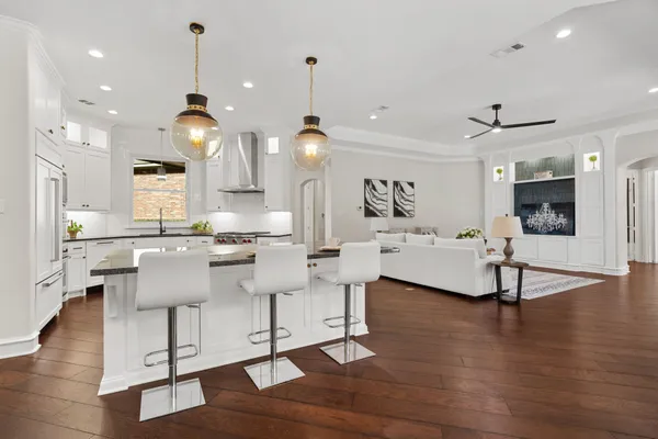 $1,795,000 | 11302 Lake Forest Drive, Conroe, TX 77384